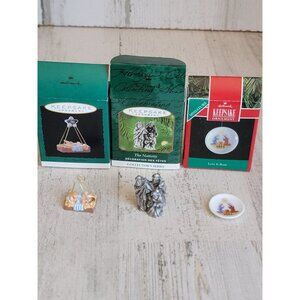 Hallmark jesus born nativity miniature ornament Xmas set‎